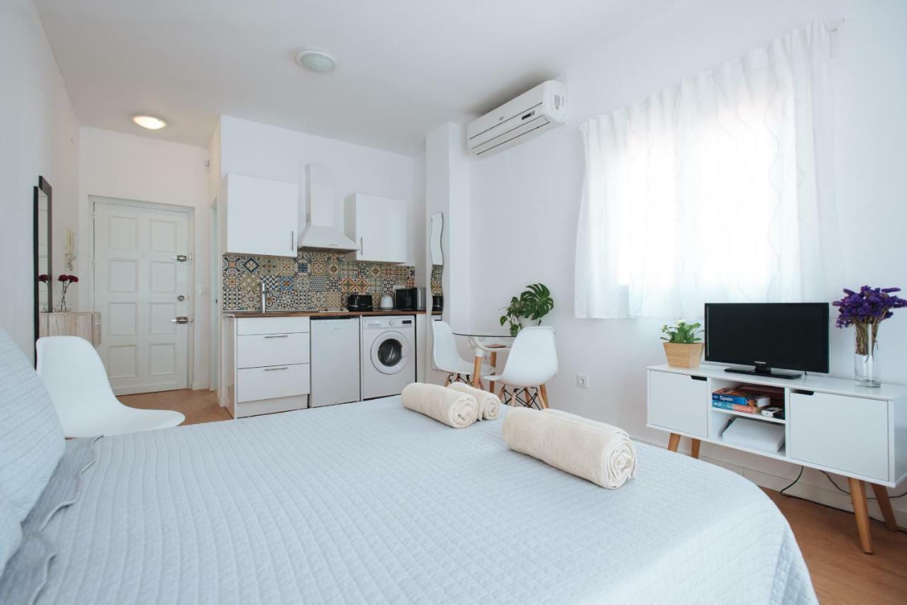 Charming Terrace - Sunny Chill Out Terrace Apartamento